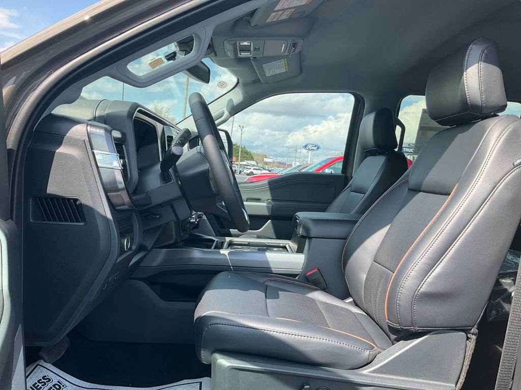 New 2026 Ford F250 Lariat w/ Chrome Package image 16