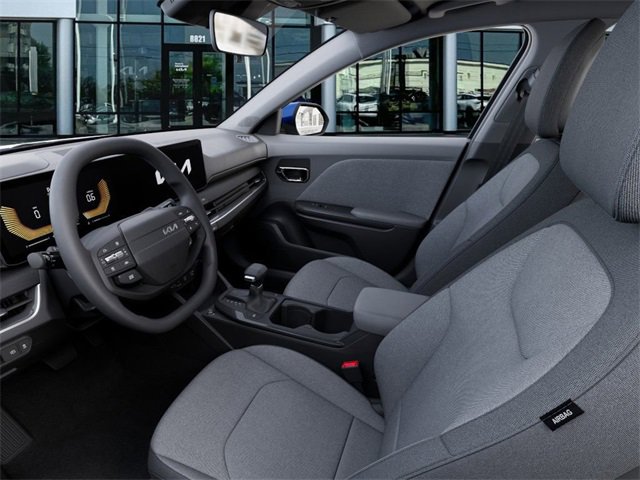 New 2025 Kia K4 LXS image 17