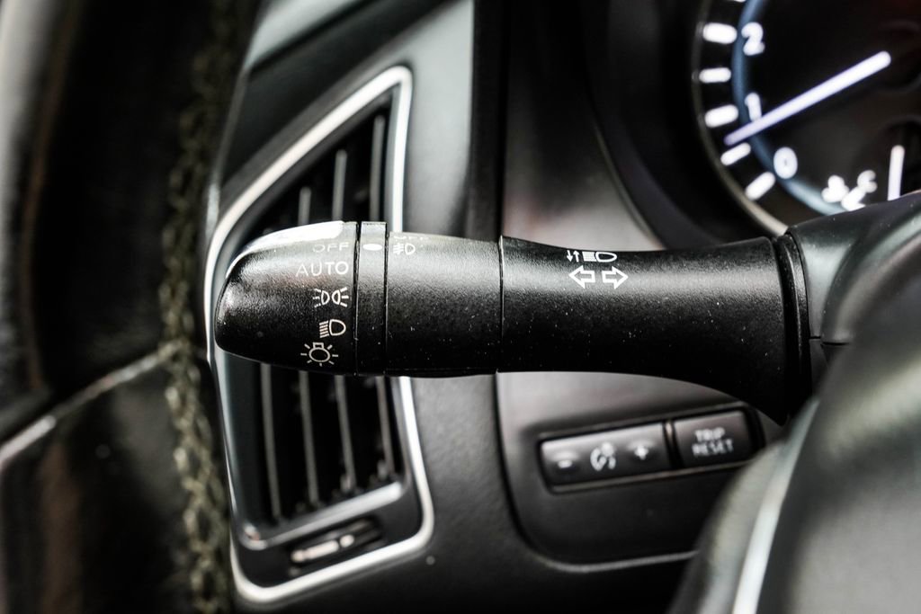 Used 2020 INFINITI Q50 Luxe w/ Cargo Package image 40