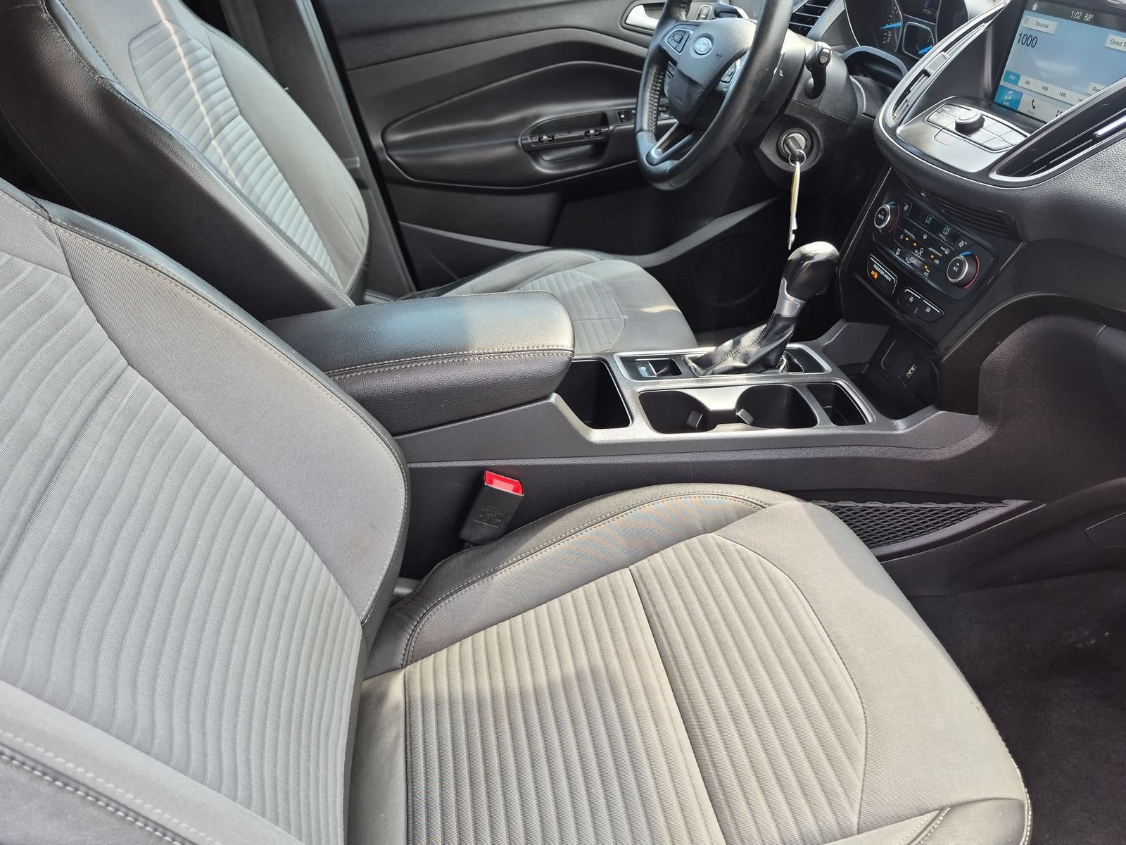 Used 2017 Ford Escape SE w/ Equipment Group 201A AWD/4WD image 20