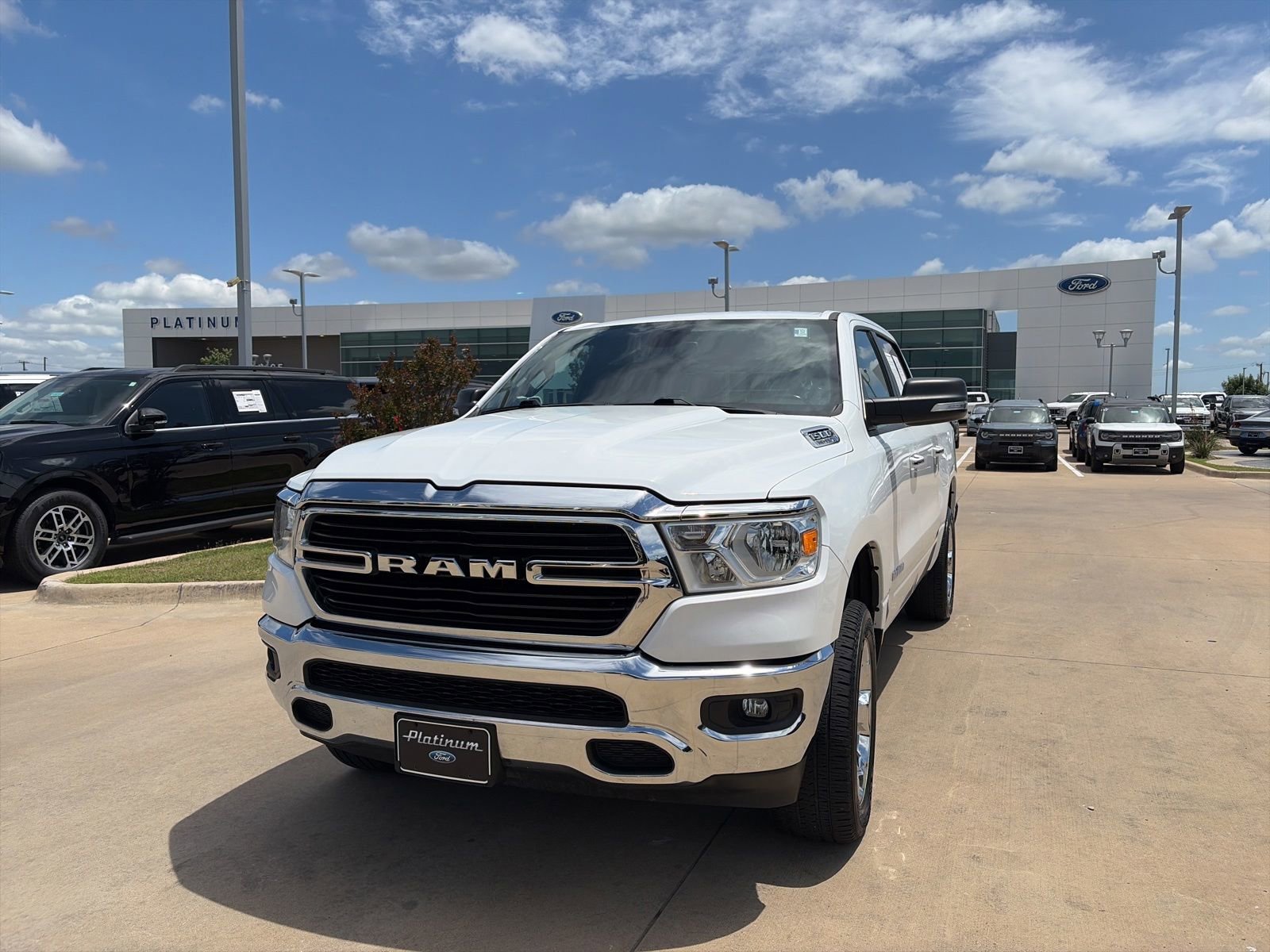 Used 2019 RAM 1500 Big Horn AWD/4WD image 10