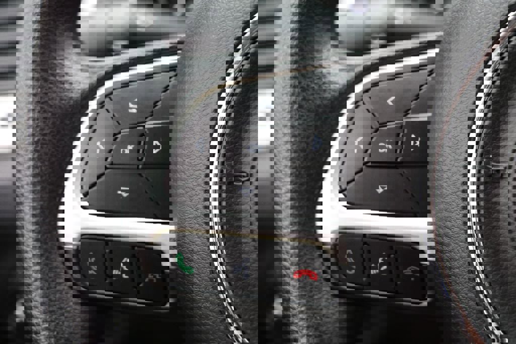 Used 2017 Jeep Compass Sport image 18