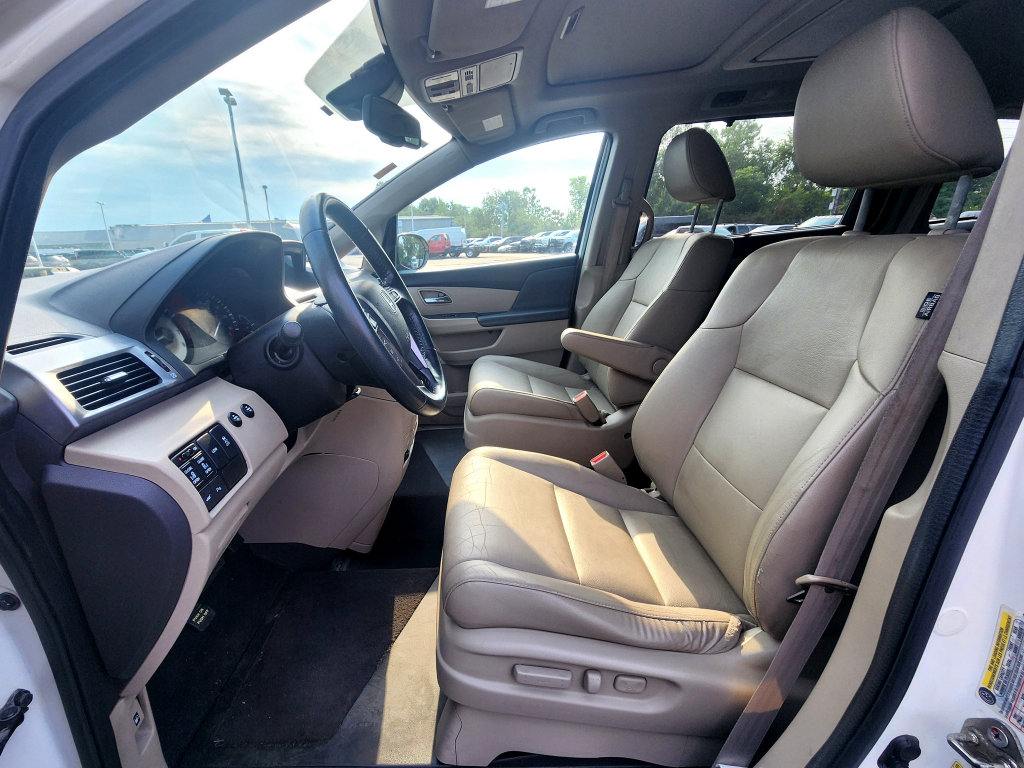 Used 2014 Honda Odyssey Touring Elite image 39