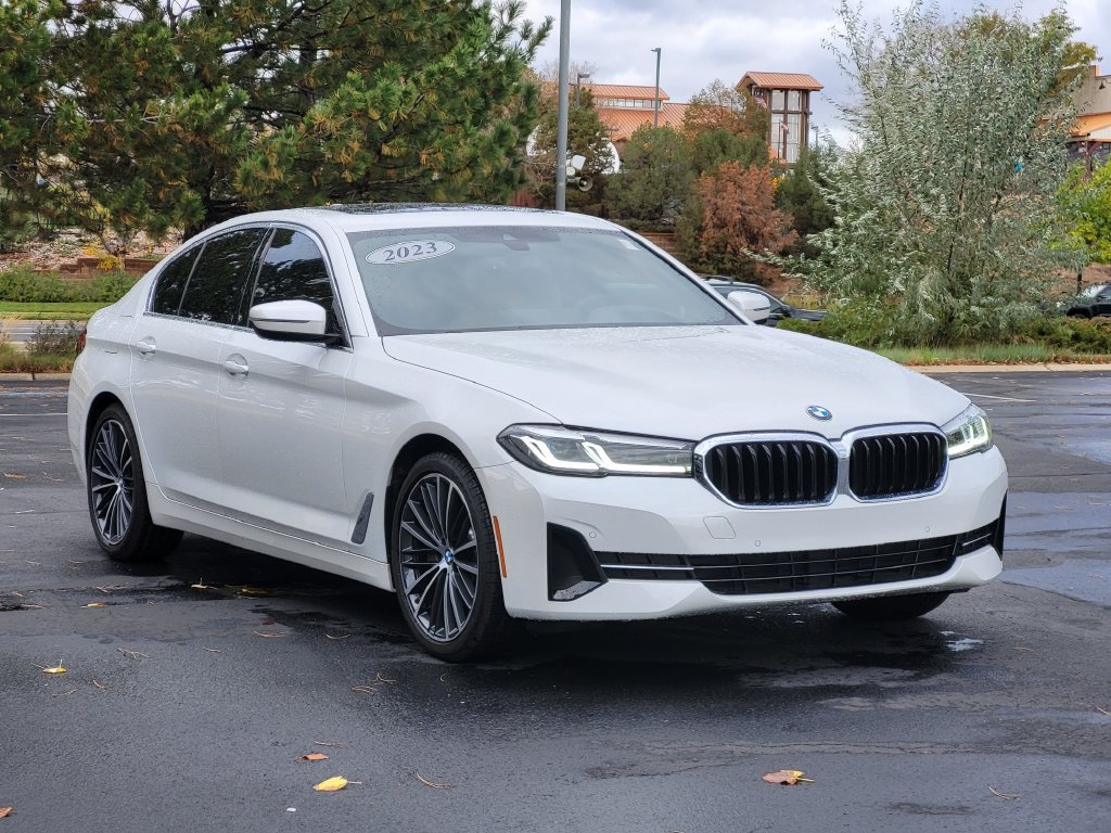 Used 2023 BMW 530i xDrive w/ Executive Package AWD/4WD image 3