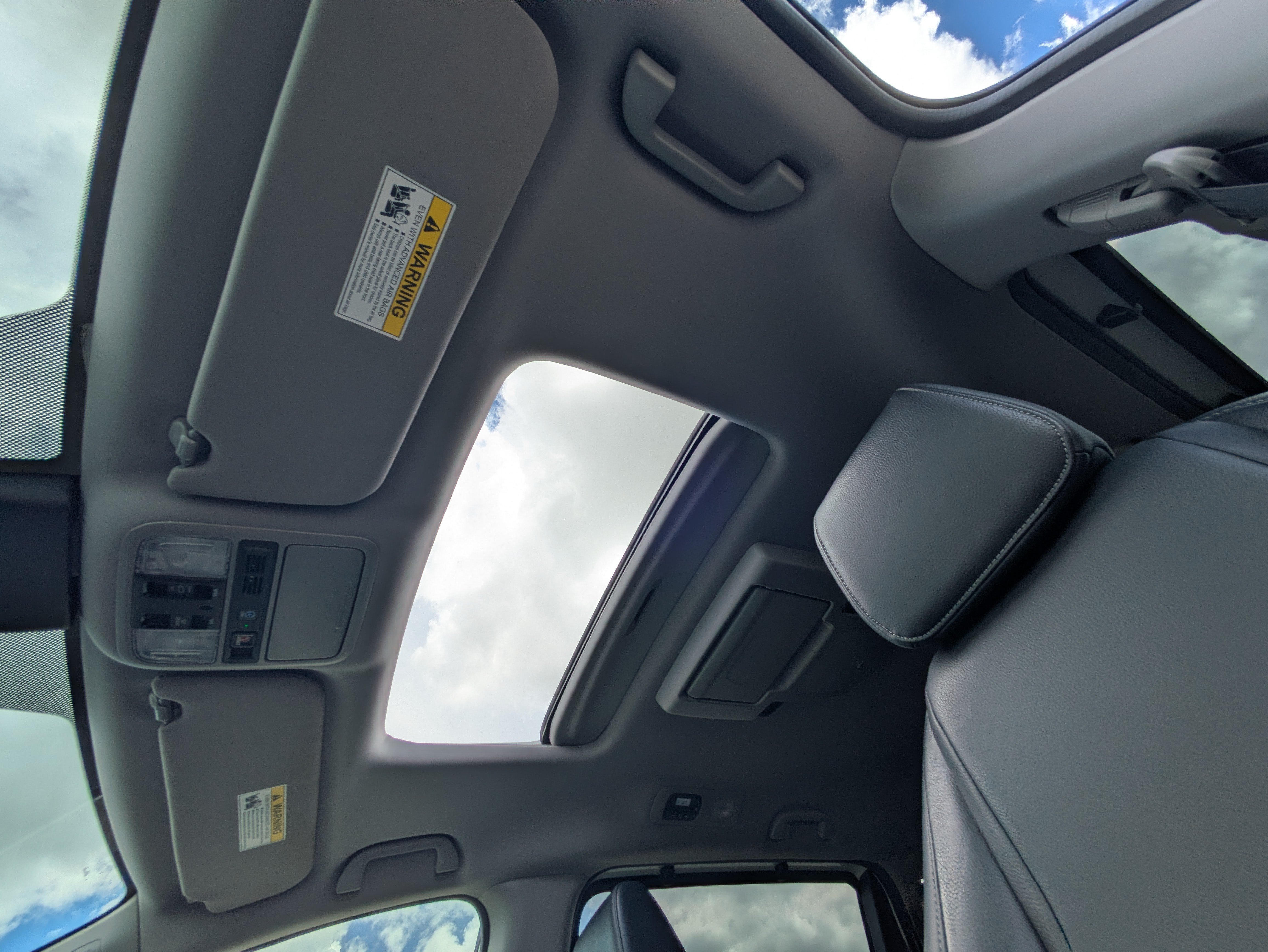 Used 2022 Honda Odyssey Touring image 37