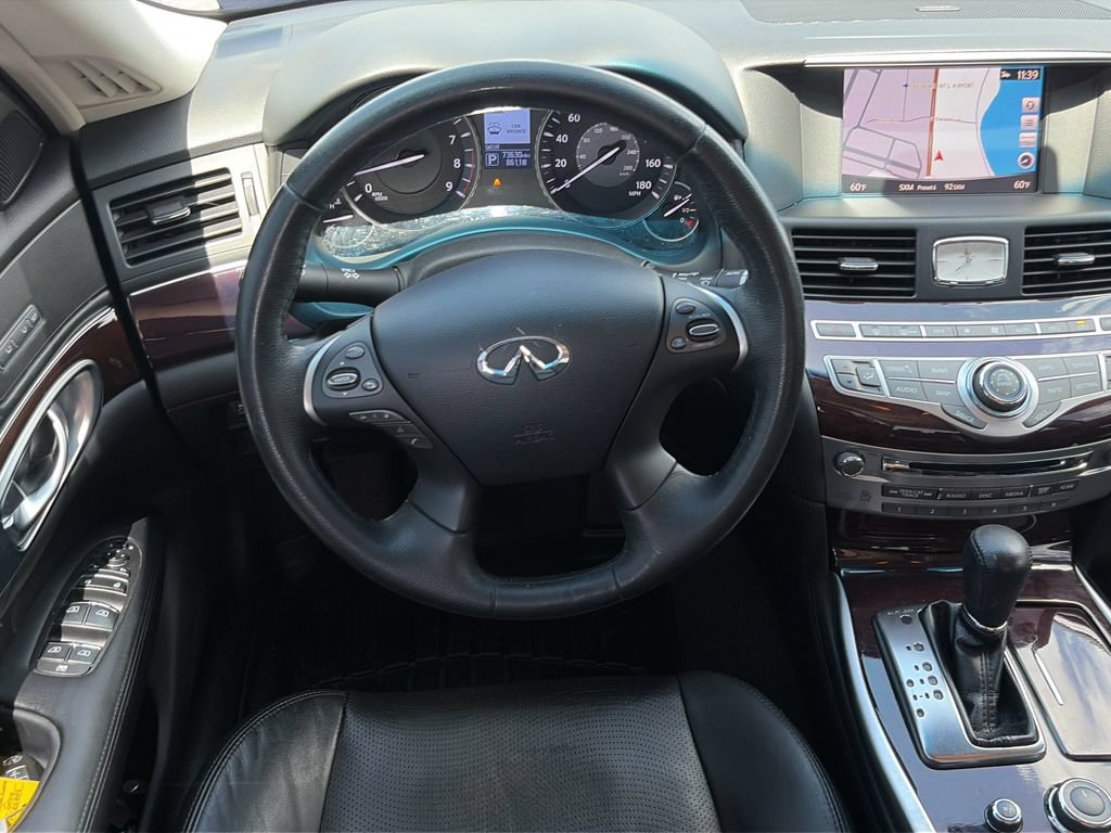 Used 2019 INFINITI Q70 Luxe AWD/4WD image 11