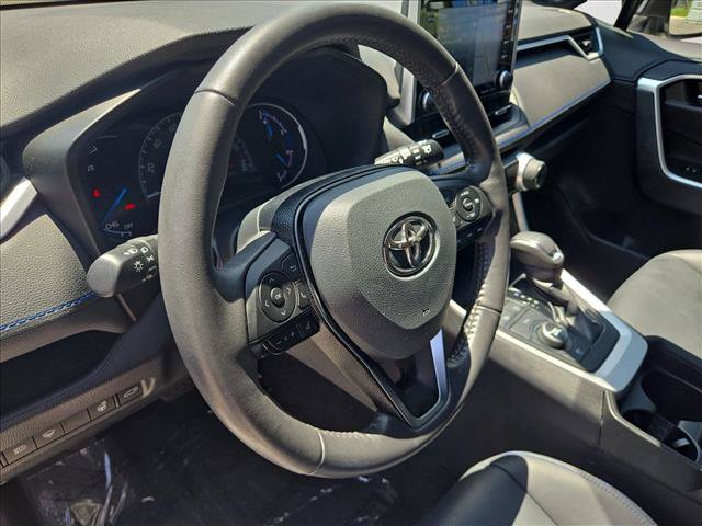 Used 2021 Toyota RAV4 XSE w/ XSE Grade Weather Package AWD/4WD image 10