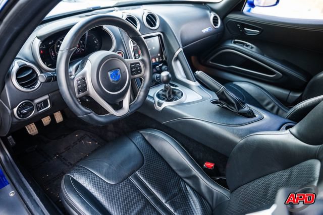 Used 2013 SRT Viper GTS w/ GTS Laguna Interior Pkg RWD image 2