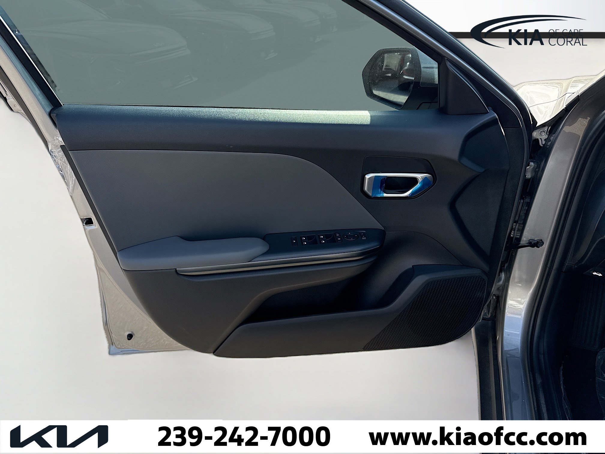 New 2025 Kia K4 LXS image 20