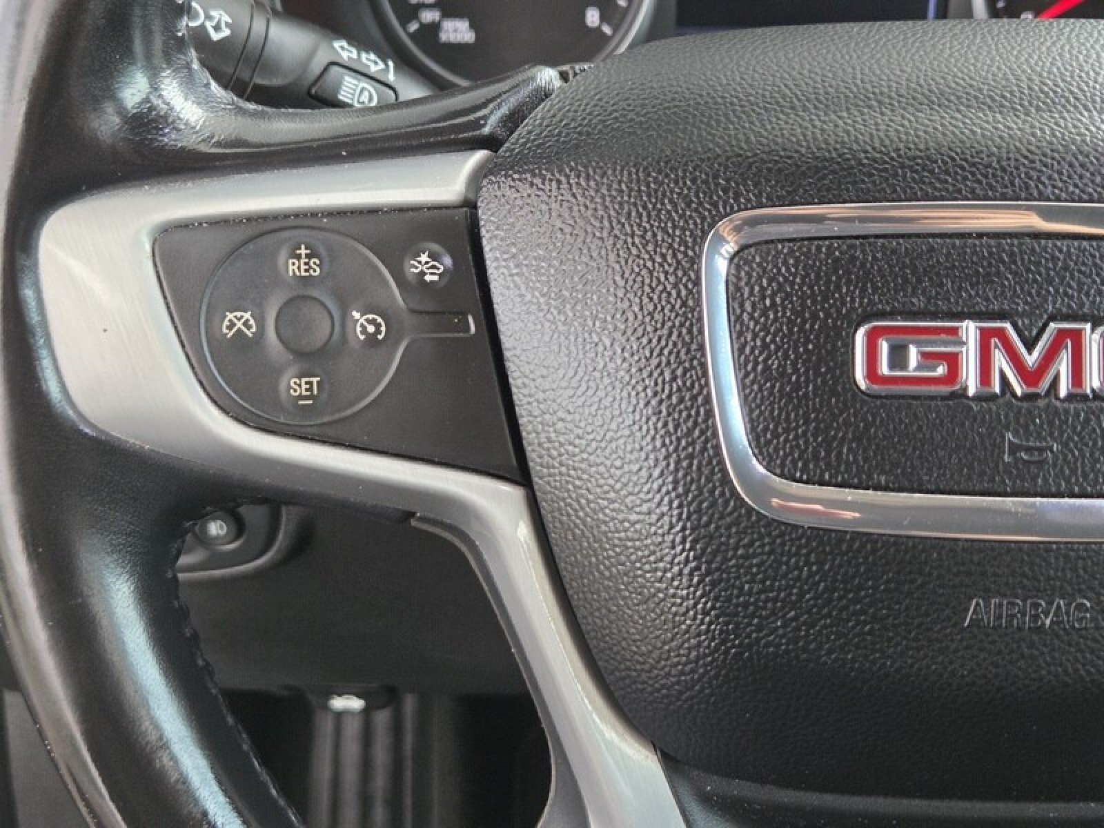 Used 2020 GMC Terrain SLT FWD image 25