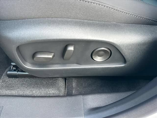 New 2026 GMC Terrain AT4 w/ Technology Package II AWD/4WD image 28