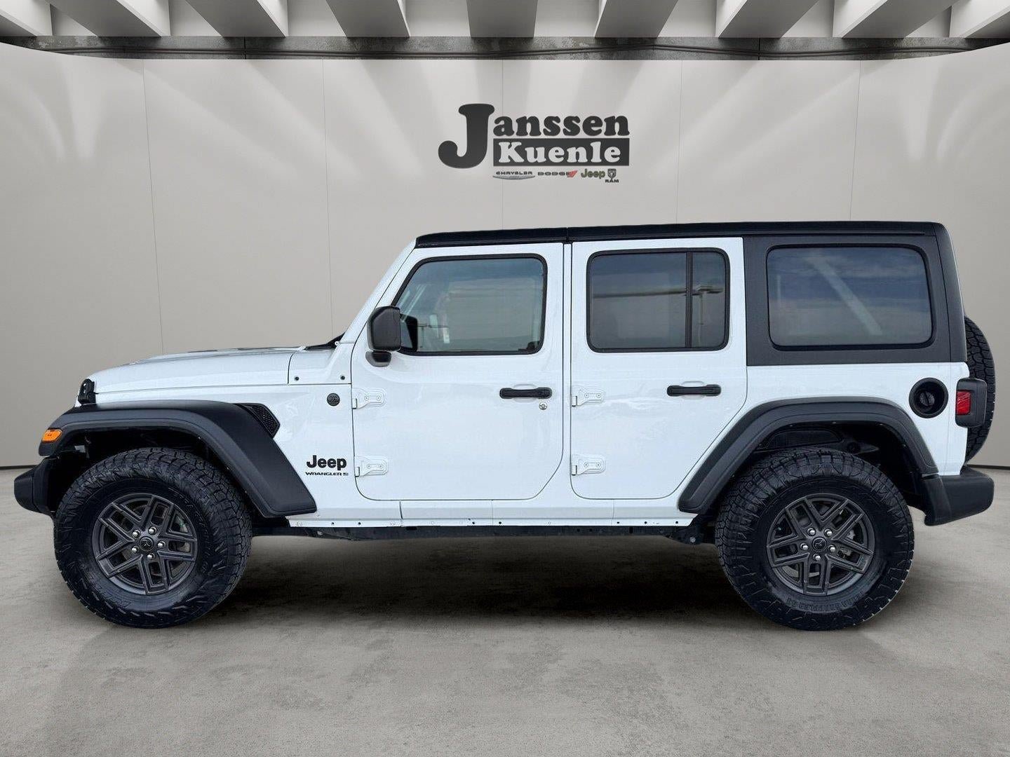 Used 2025 Jeep Wrangler Unlimited Sport