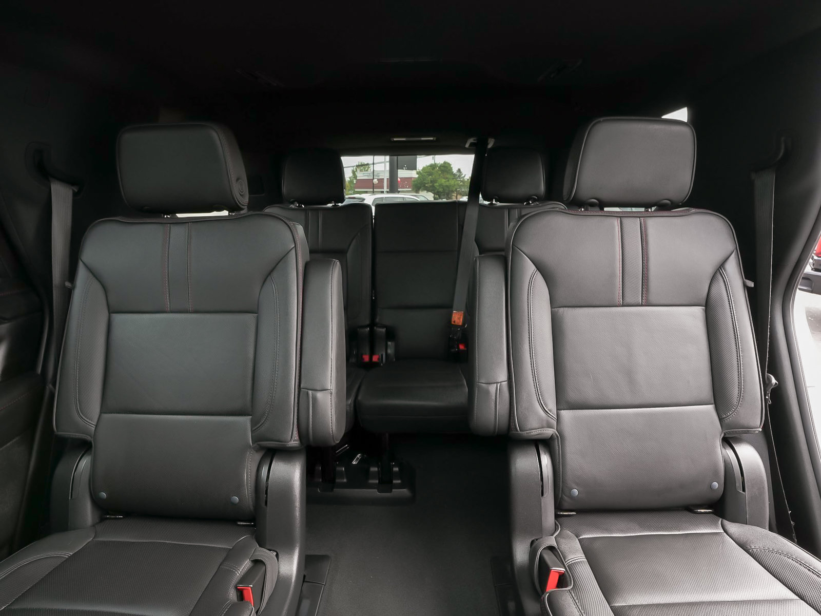 Used 2023 Chevrolet Tahoe RST w/ Luxury Package AWD/4WD image 45