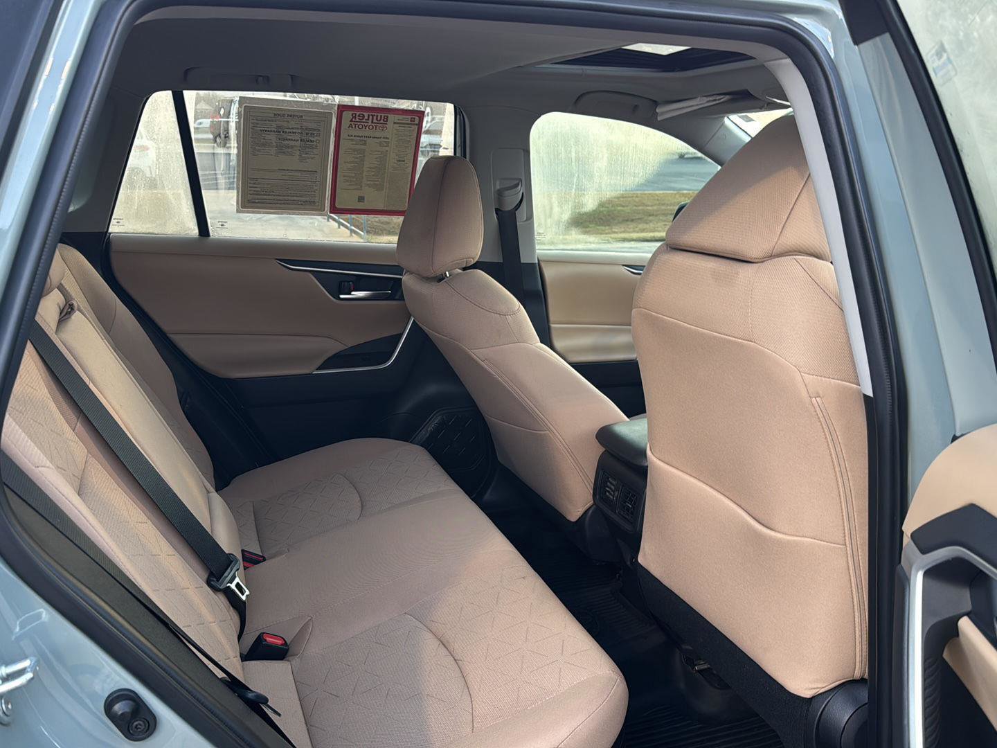 Certified 2021 Toyota RAV4 XLE w/ Convenience Package image 11