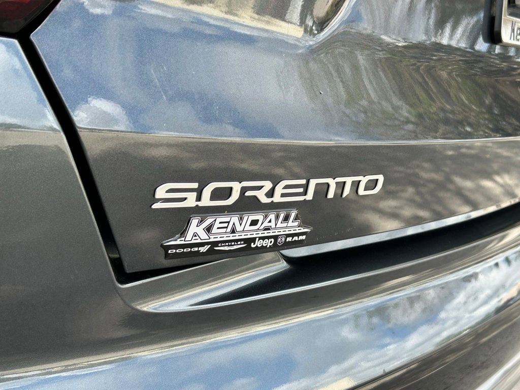 Used 2023 Kia Sorento SX image 30