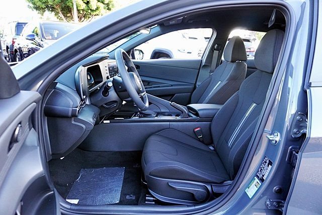 New 2026 Hyundai Elantra Sport FWD image 16