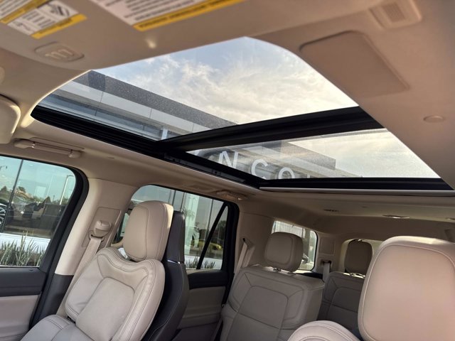 Certified 2024 Lincoln Navigator Reserve image 35