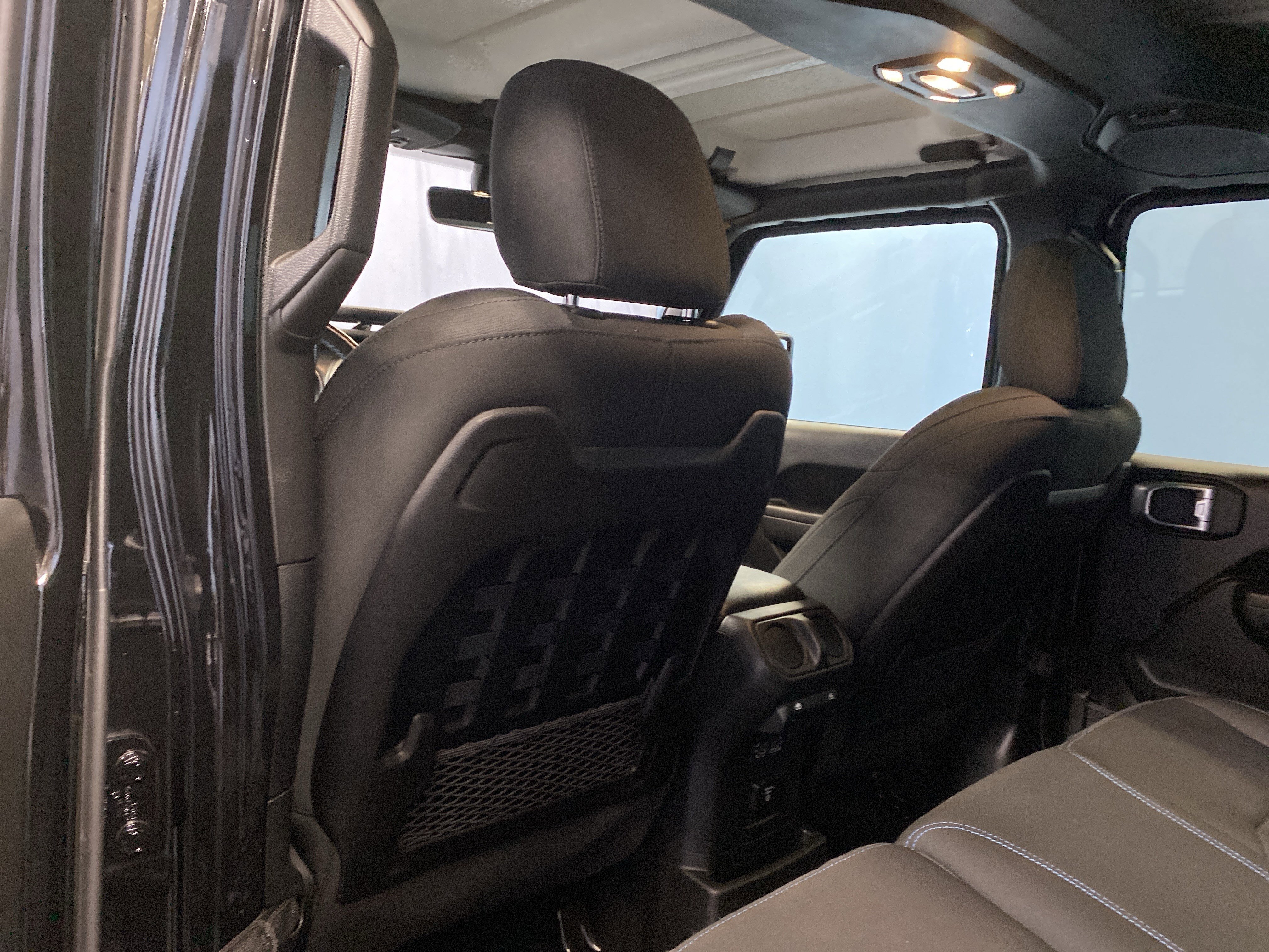 Used 2022 Jeep Wrangler Unlimited Rubicon 4xe w/ Cold Weather Group image 26