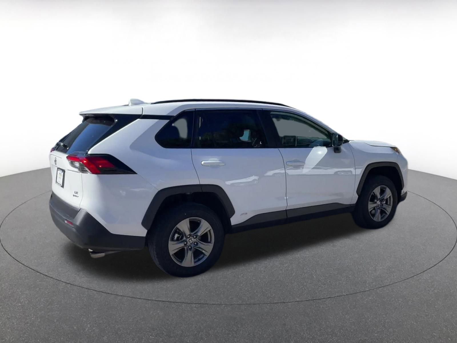 Used 2025 Toyota RAV4 LE image 15