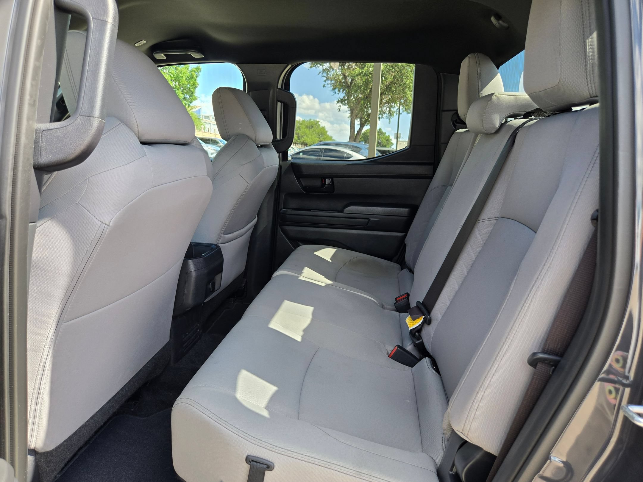 Used 2025 Toyota Tacoma SR5 AWD/4WD image 14