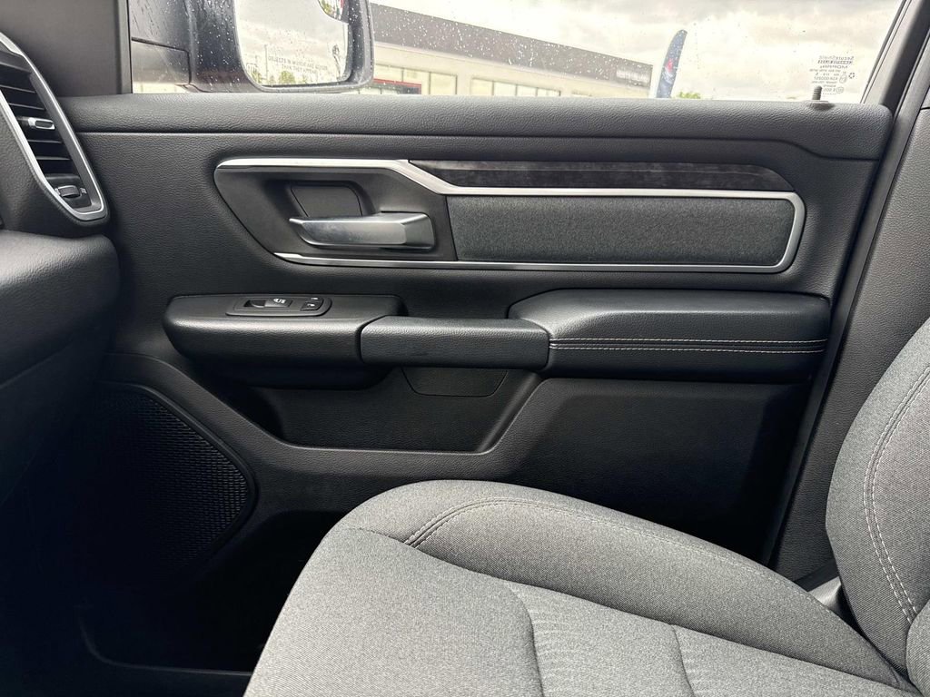 Used 2023 RAM 1500 Big Horn AWD/4WD image 27
