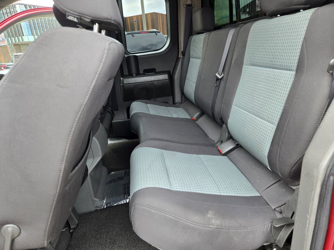 Used 2005 Nissan Titan SE image 19