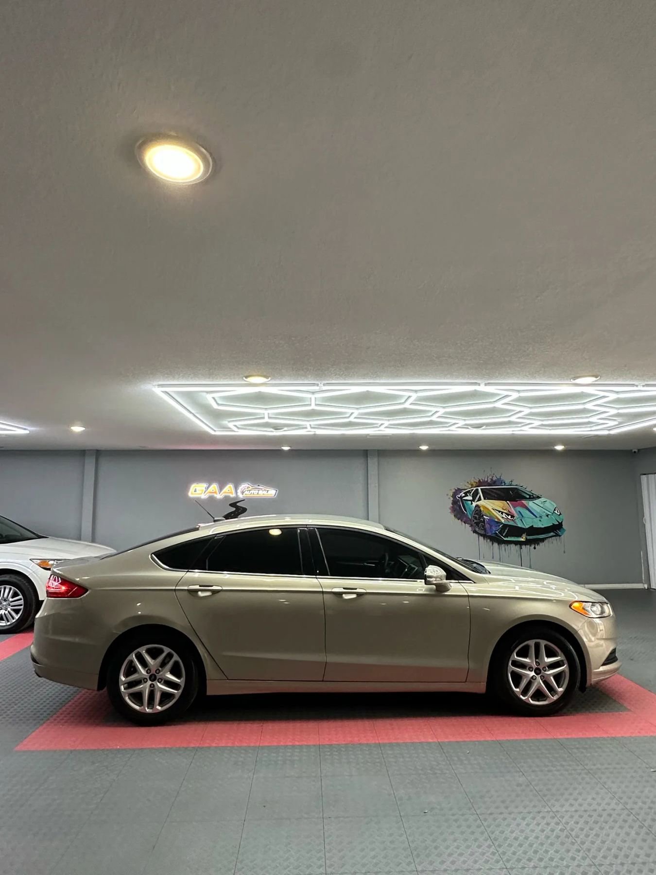 Used 2016 Ford Fusion SE image 8