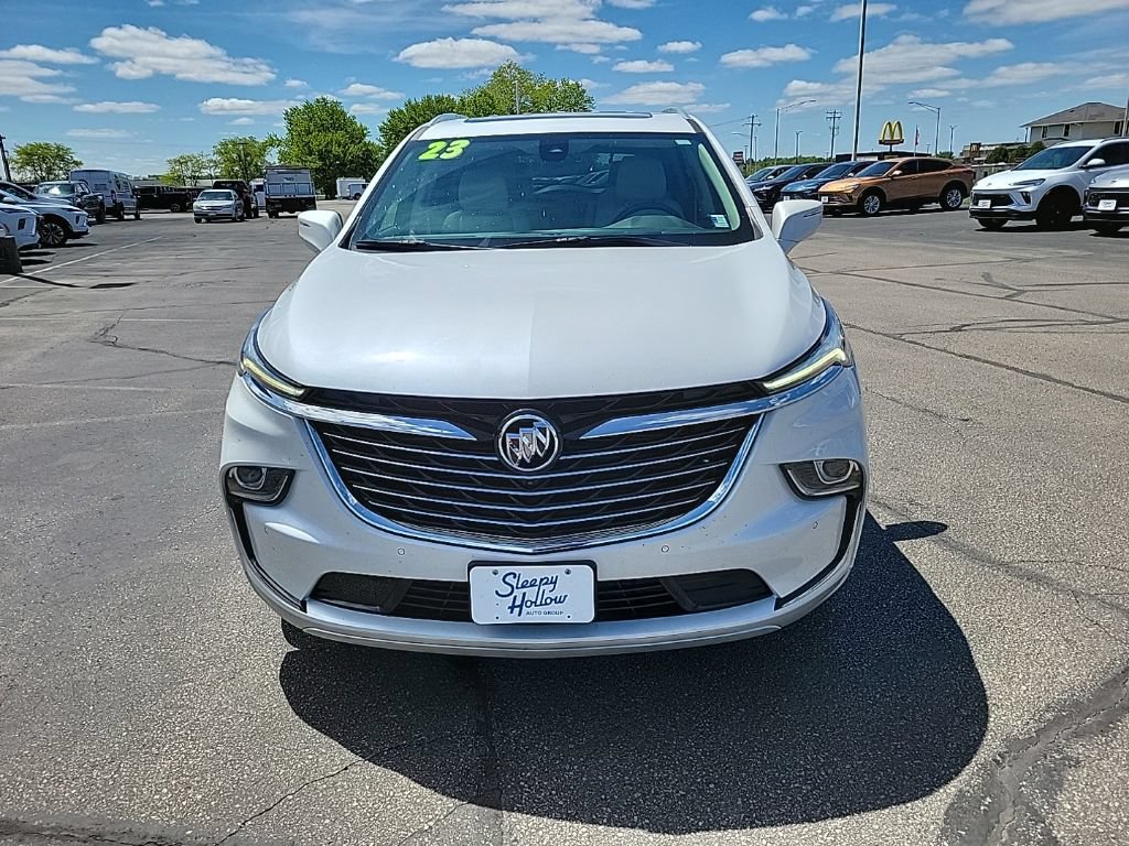 Used 2023 Buick Enclave Essence w/ Experience Buick Package AWD/4WD image 2