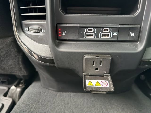 Used 2023 RAM 2500 Limited image 22