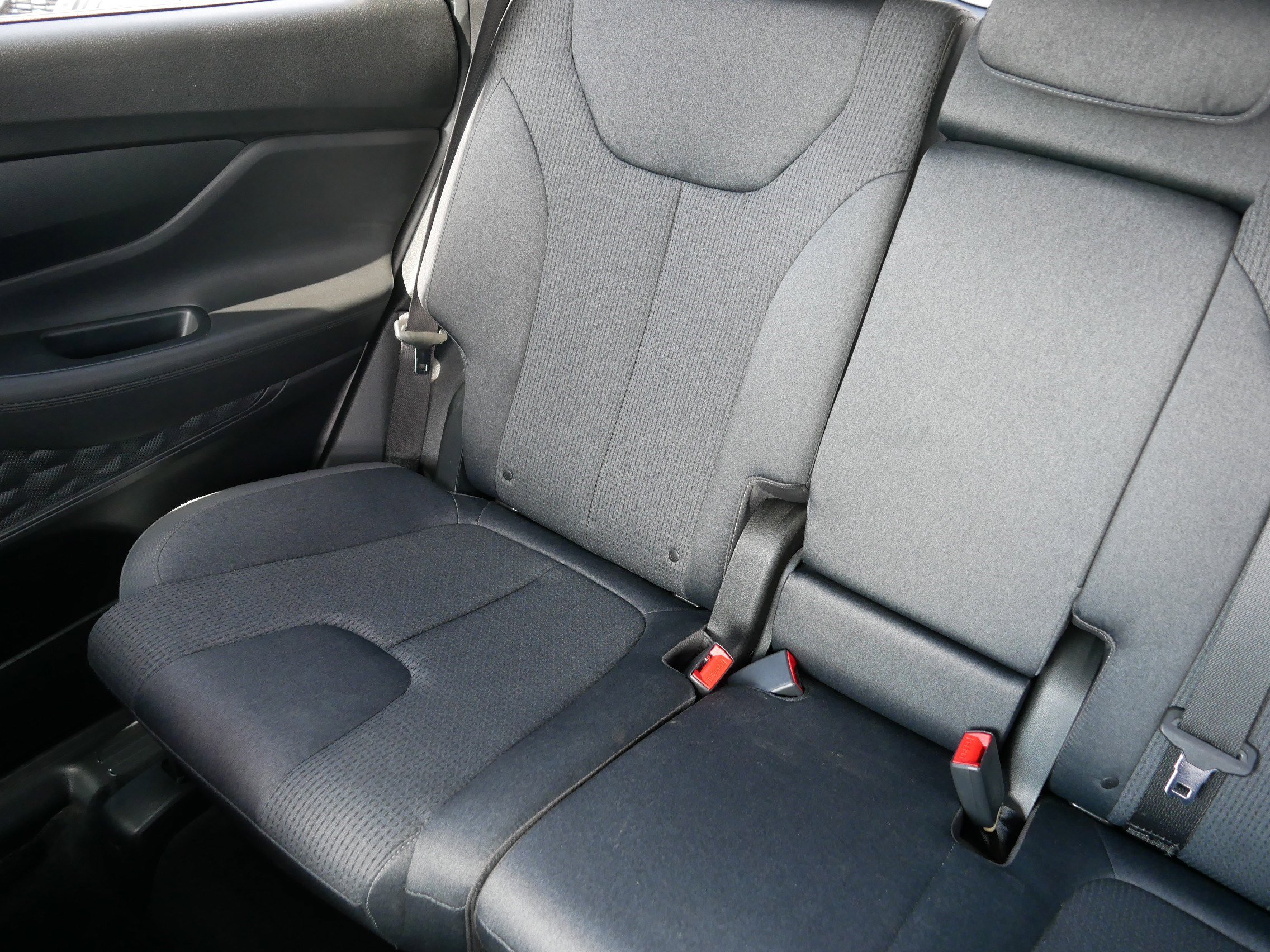 Used 2023 Hyundai Santa Fe SEL w/ Cargo Package image 12