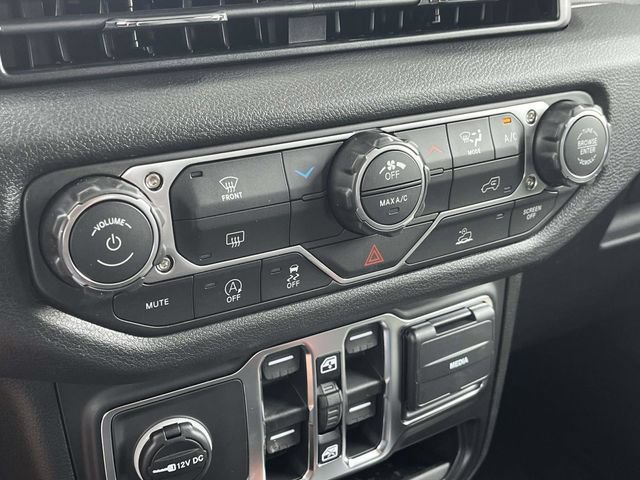 New 2026 Jeep Gladiator Sport AWD/4WD image 22