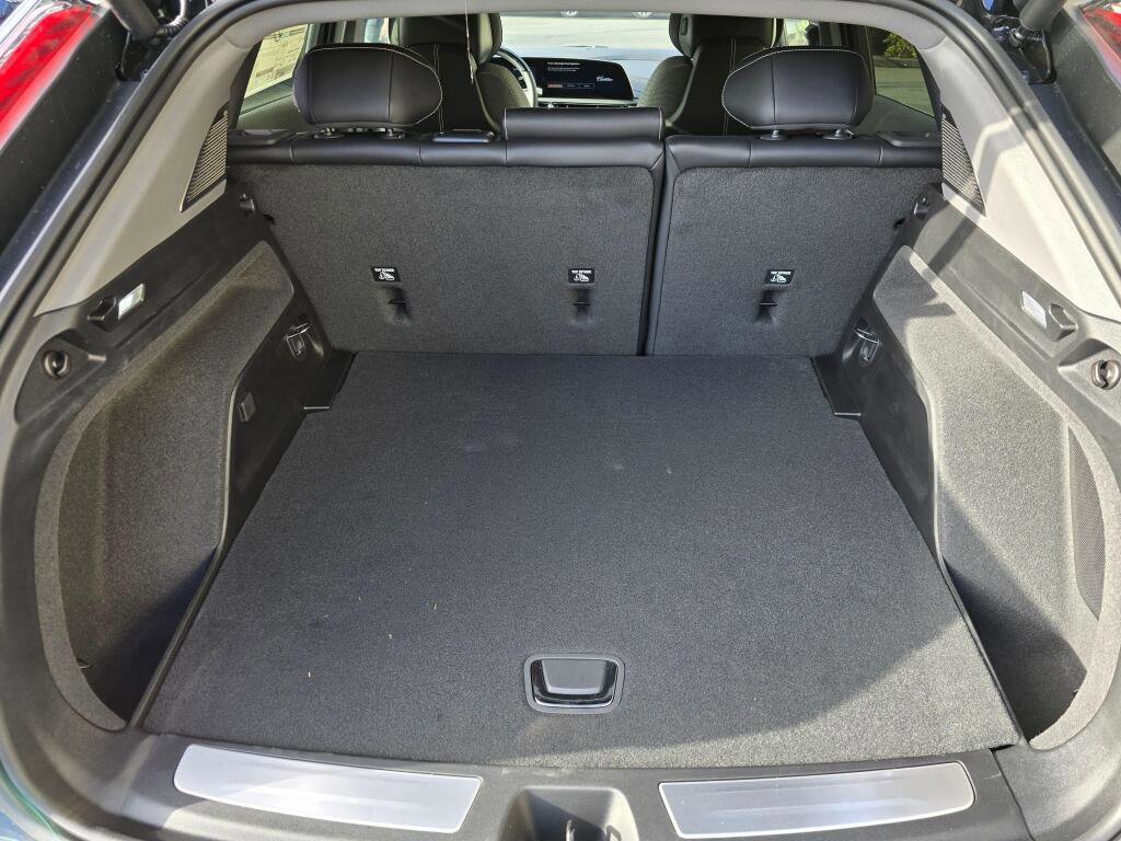 New 2026 Cadillac Optiq Luxury 1 RWD image 8