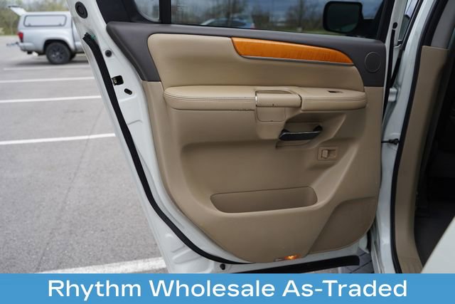 Used 2014 Nissan Armada Platinum w/ Platinum Reserve Package image 13