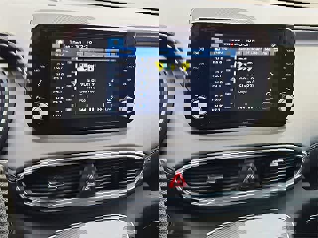 Used 2022 Hyundai Santa Fe SEL image 27