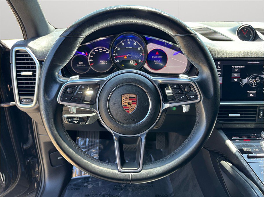 Used 2020 Porsche Cayenne image 28