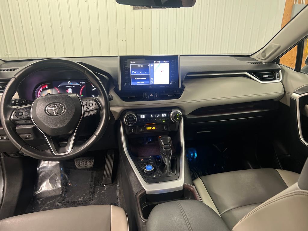 Used 2020 Toyota RAV4 Limited w/ All Weather Liner Package image 16