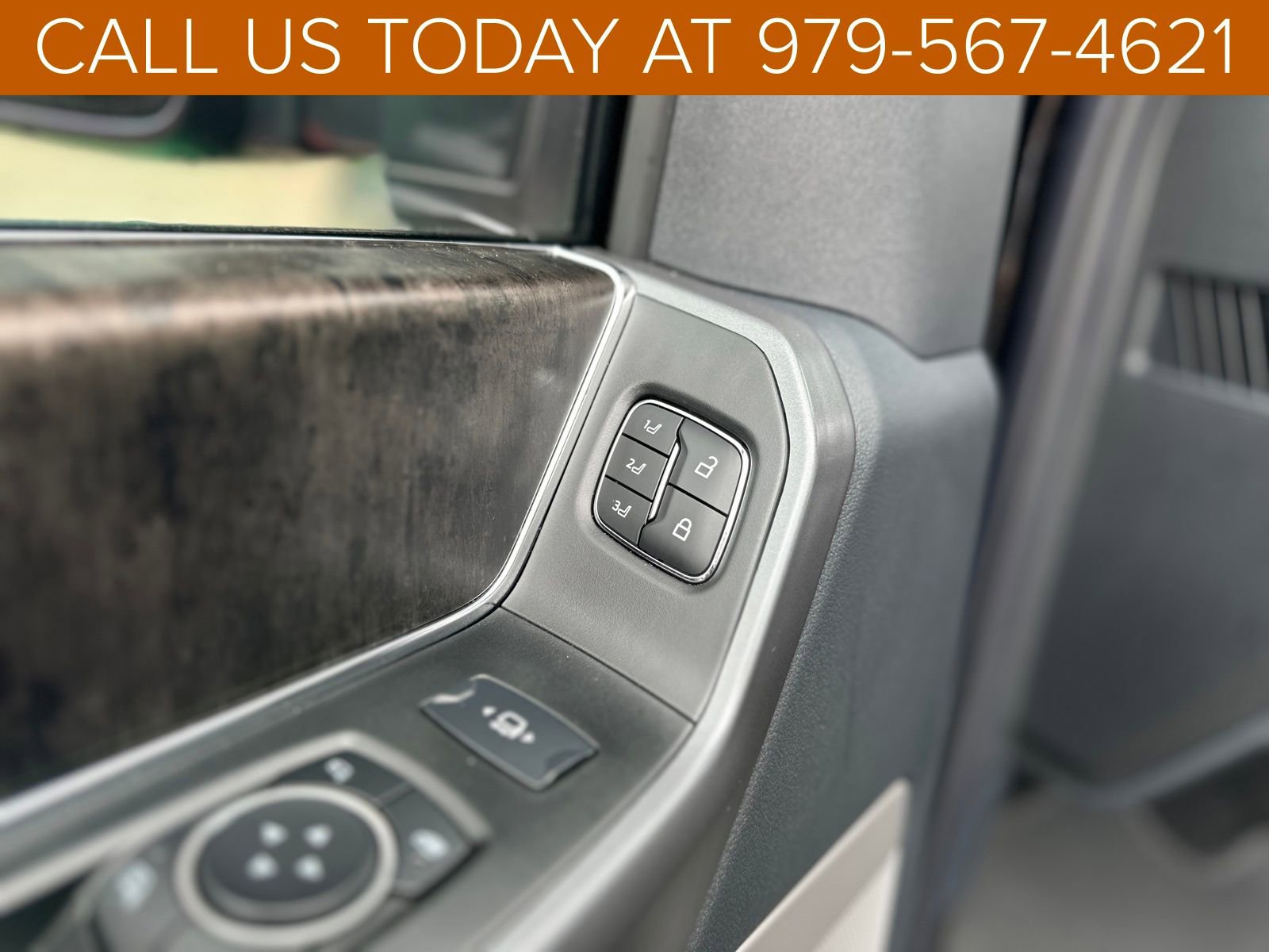 New 2025 Ford F250 Lariat w/ Lariat Ultimate Package image 37