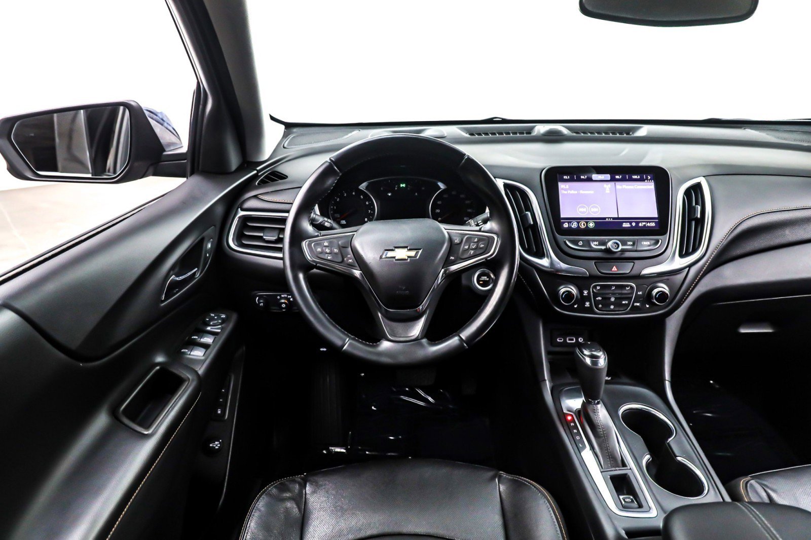 Used 2020 Chevrolet Equinox Premier image 4