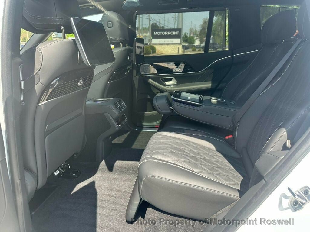 Used 2026 Mercedes-Benz Maybach GLS 600 4MATIC image 26