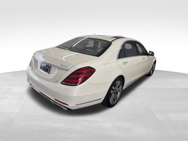 Used 2019 Mercedes-Benz S 560 4MATIC Sedan image 5