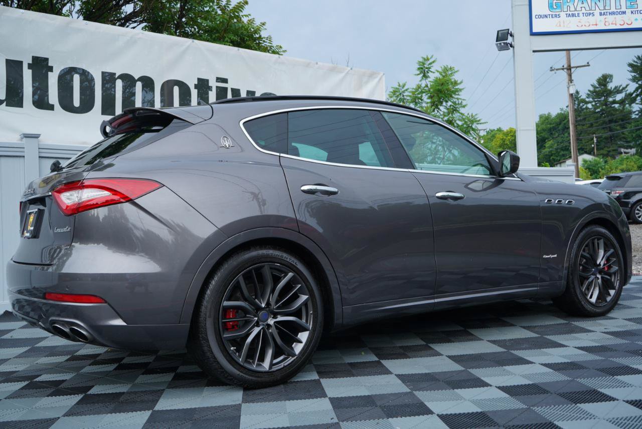 Used 2018 Maserati Levante S GranSport AWD/4WD image 6