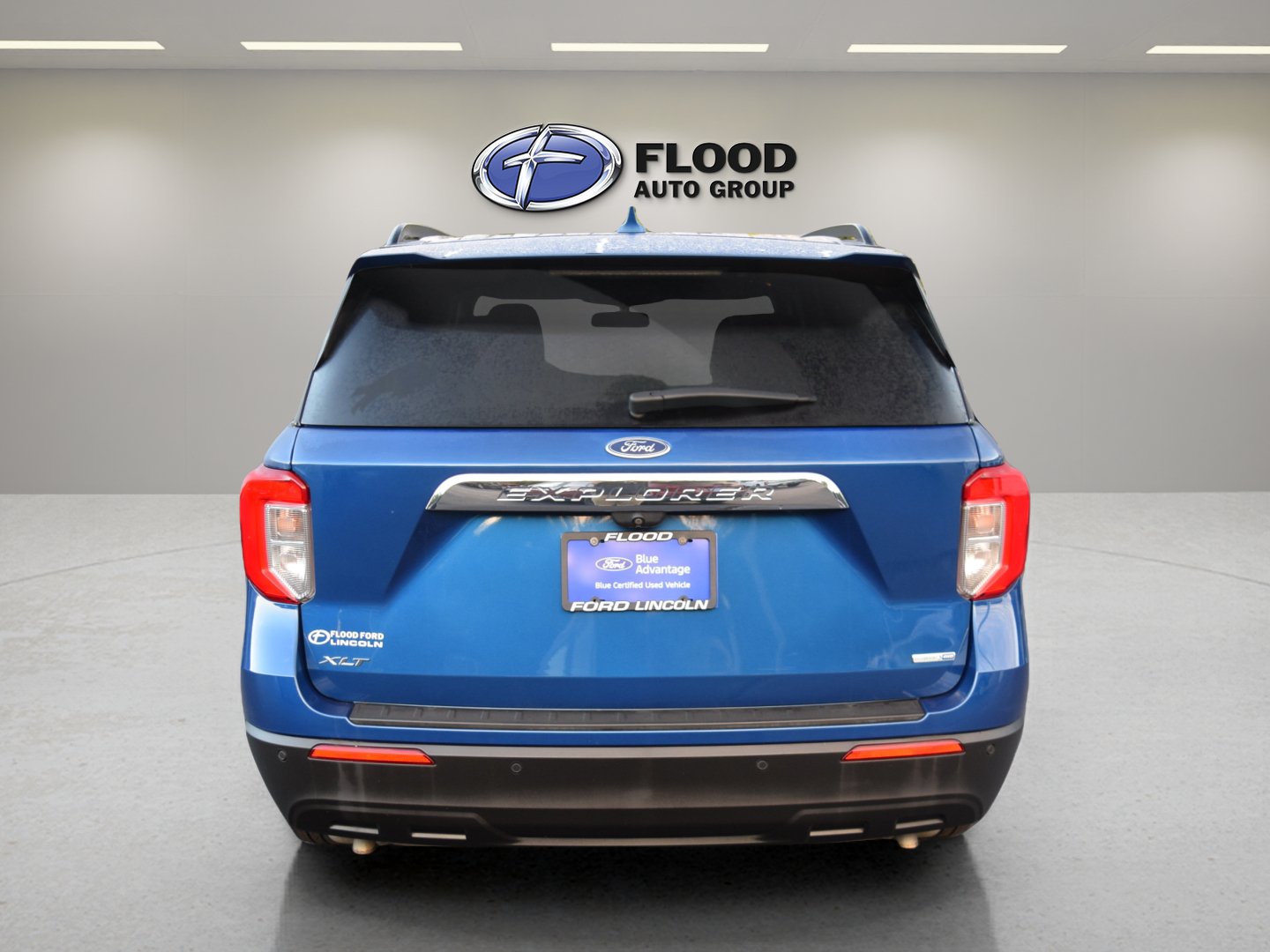 Used 2020 Ford Explorer XLT AWD/4WD image 5