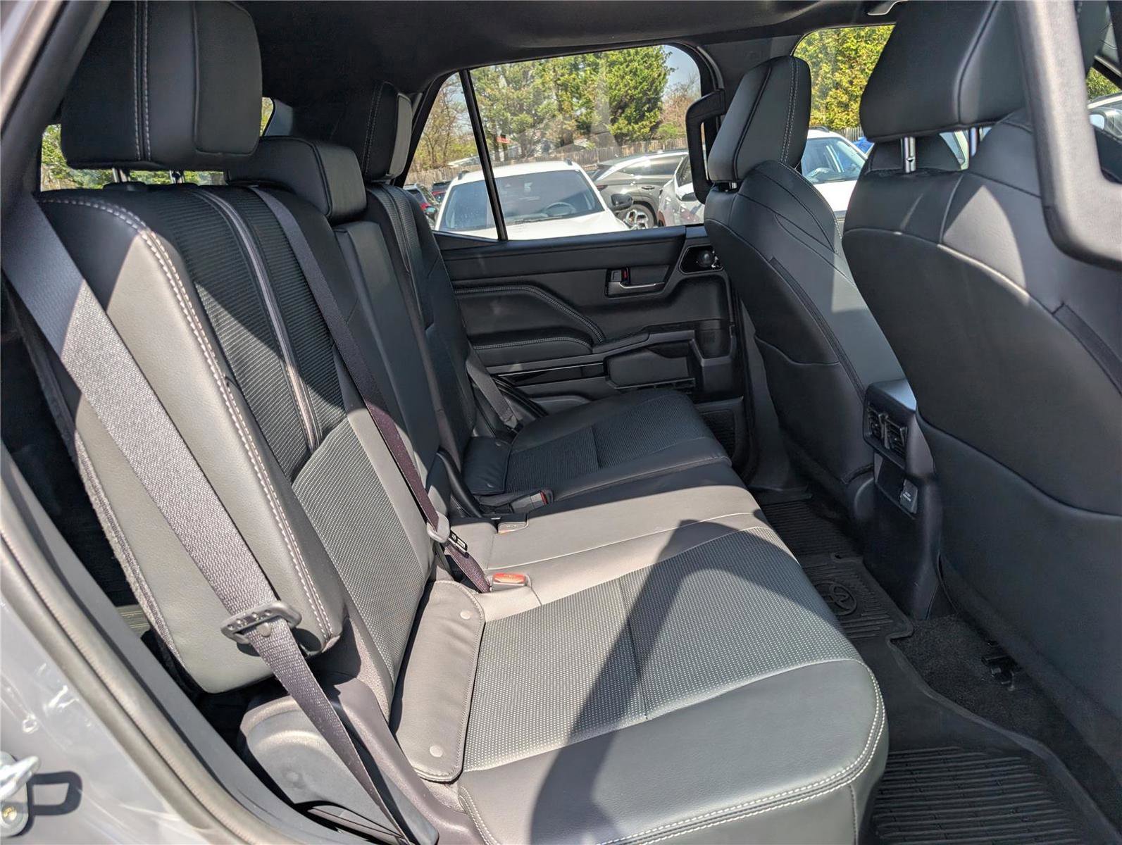 Used 2025 Toyota 4Runner Limited image 11