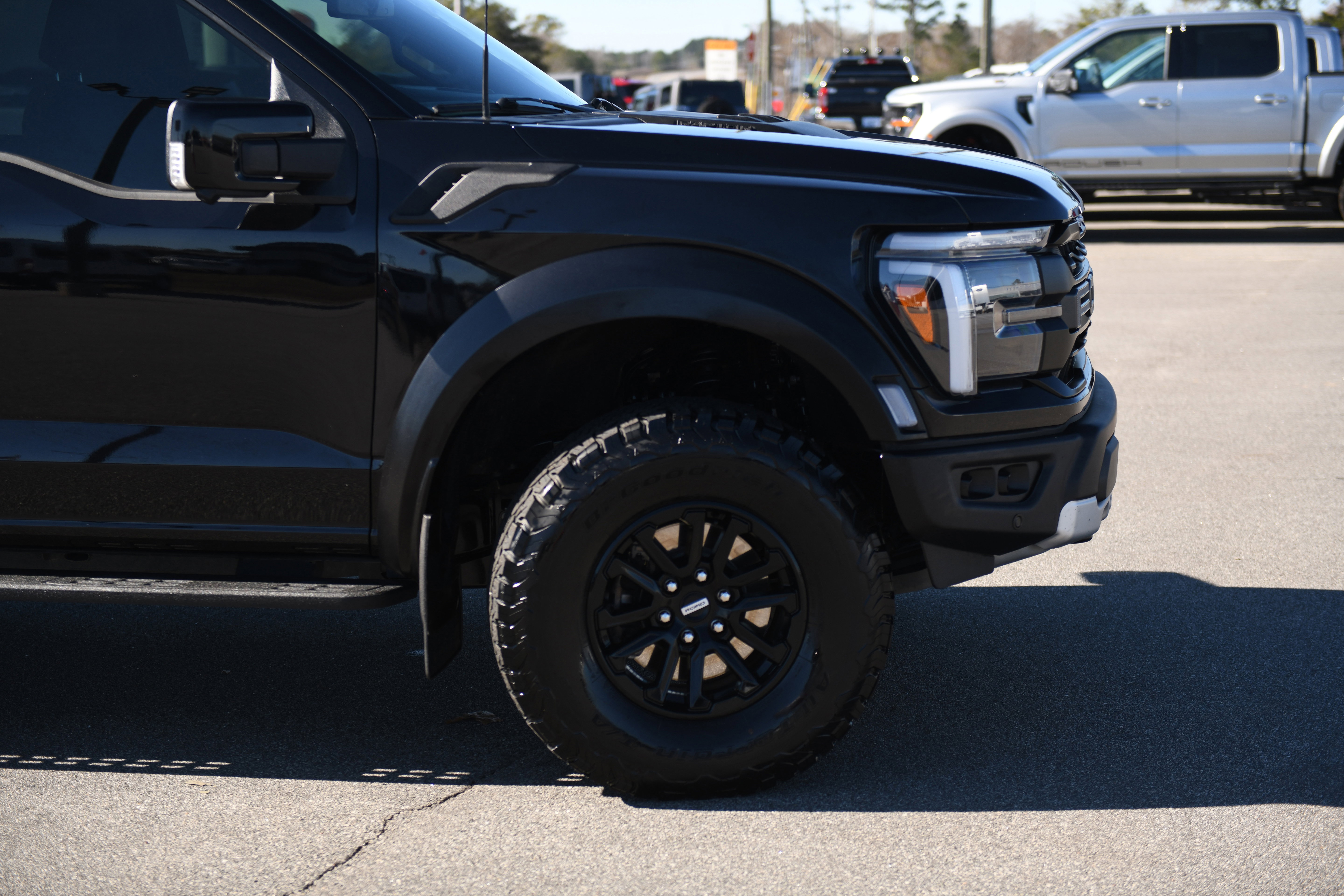 Used 2024 Ford F150 Raptor image 3