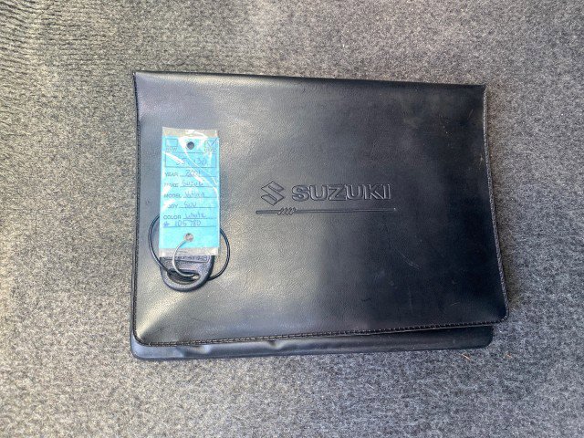 Used 2001 Suzuki Vitara JLS image 24