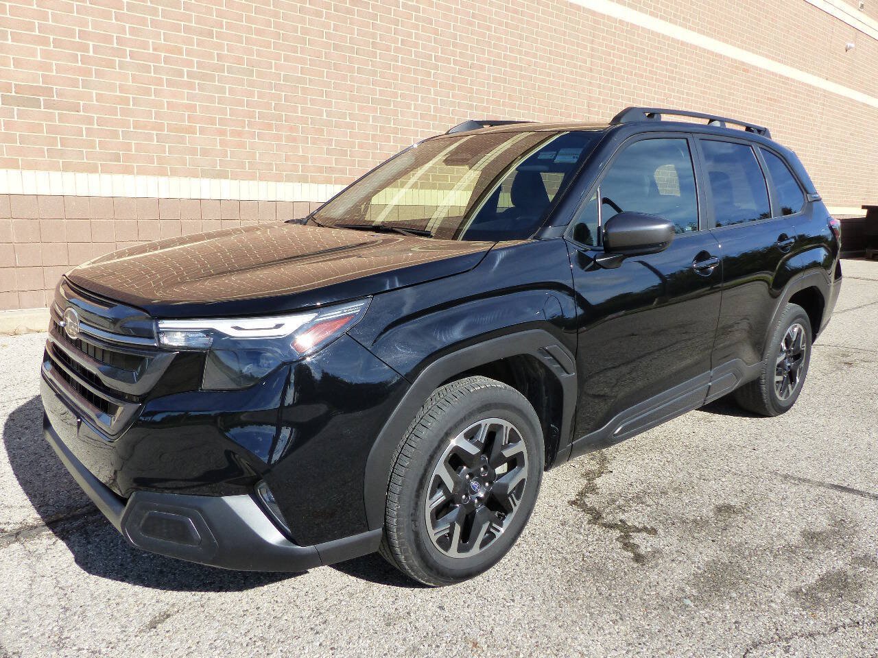 Used 2025 Subaru Forester Premium AWD/4WD image 6