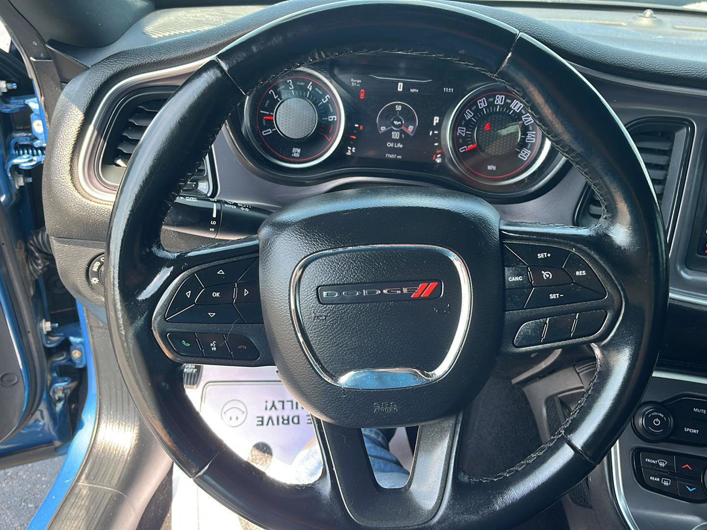 Used 2021 Dodge Challenger SXT w/ Driver Convenience Group RWD image 10