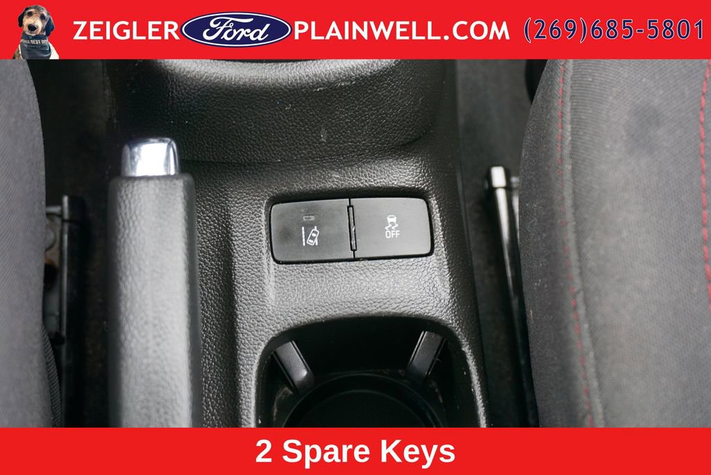 Used 2020 Chevrolet Sonic LT w/ Convenience Package FWD image 21