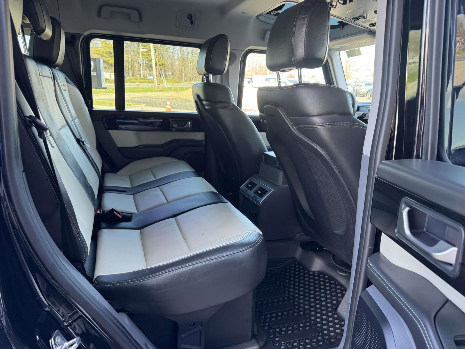 Used 2024 INEOS Grenadier image 39