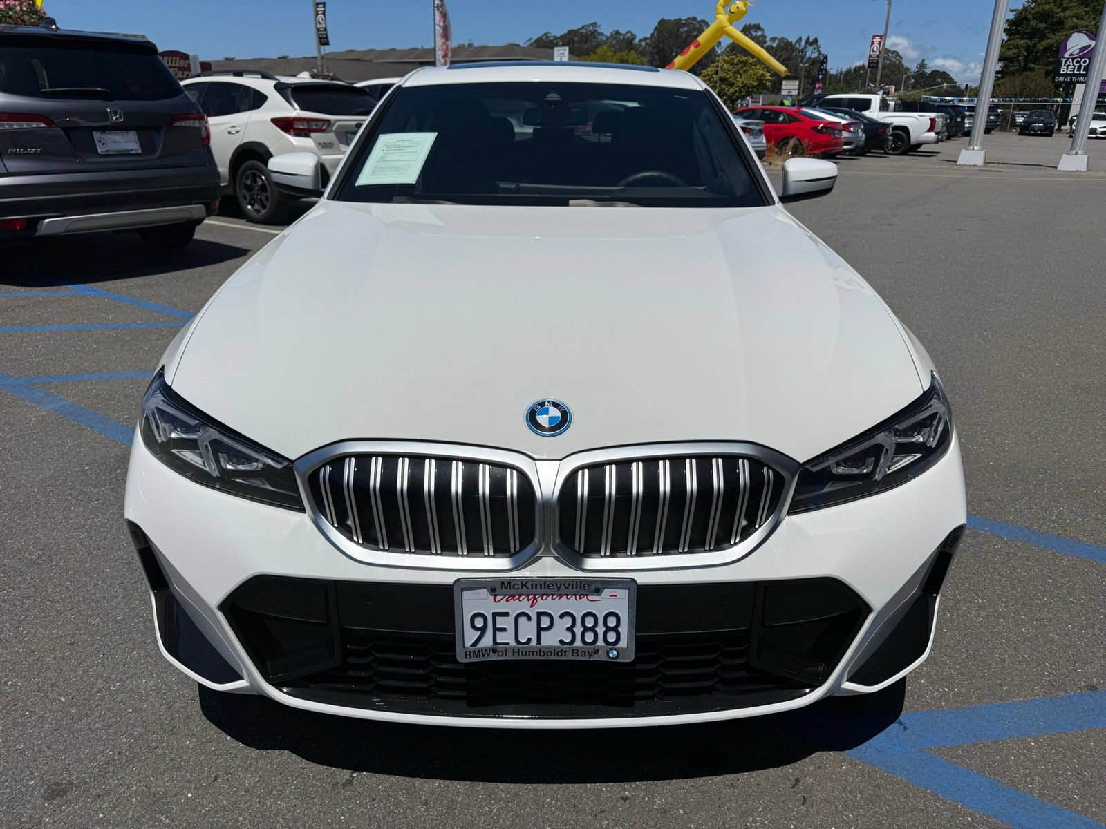 Used 2023 BMW 330e w/ M Sport Package RWD image 2